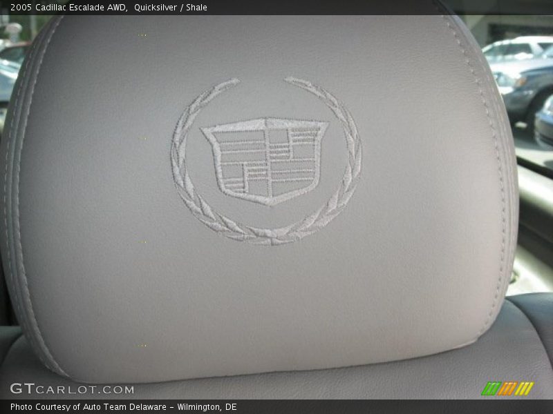 Quicksilver / Shale 2005 Cadillac Escalade AWD
