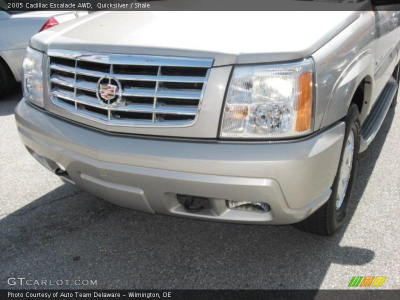 Quicksilver / Shale 2005 Cadillac Escalade AWD