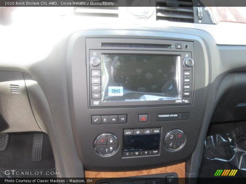 Cocoa Metallic / Ebony/Ebony 2010 Buick Enclave CXL AWD