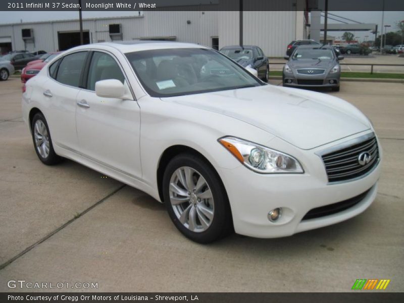 Moonlight White / Wheat 2011 Infiniti M 37 Sedan