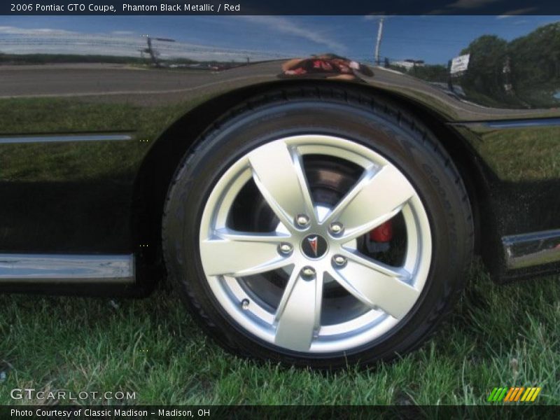 Phantom Black Metallic / Red 2006 Pontiac GTO Coupe