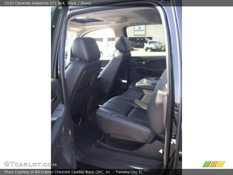 Black / Ebony 2010 Chevrolet Avalanche Z71 4x4