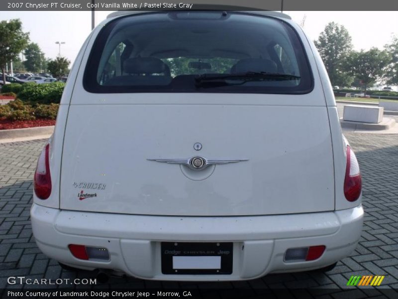 Cool Vanilla White / Pastel Slate Gray 2007 Chrysler PT Cruiser