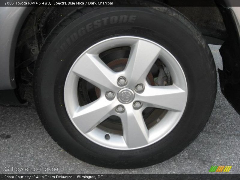 Spectra Blue Mica / Dark Charcoal 2005 Toyota RAV4 S 4WD