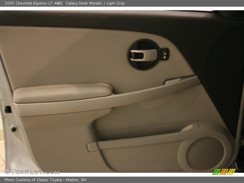 Galaxy Silver Metallic / Light Gray 2005 Chevrolet Equinox LT AWD