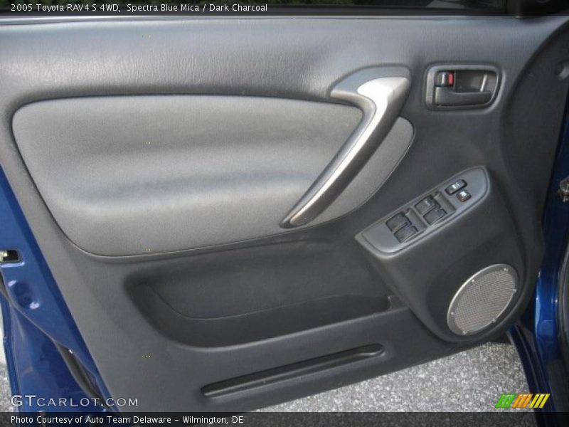 Spectra Blue Mica / Dark Charcoal 2005 Toyota RAV4 S 4WD