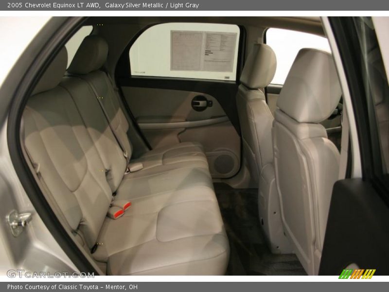 Galaxy Silver Metallic / Light Gray 2005 Chevrolet Equinox LT AWD
