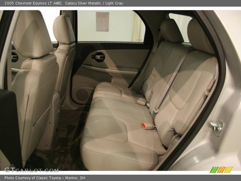 Galaxy Silver Metallic / Light Gray 2005 Chevrolet Equinox LT AWD