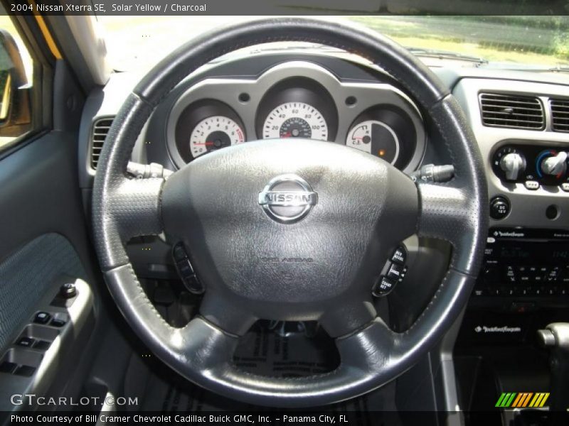 Solar Yellow / Charcoal 2004 Nissan Xterra SE