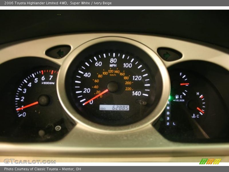 Super White / Ivory Beige 2006 Toyota Highlander Limited 4WD