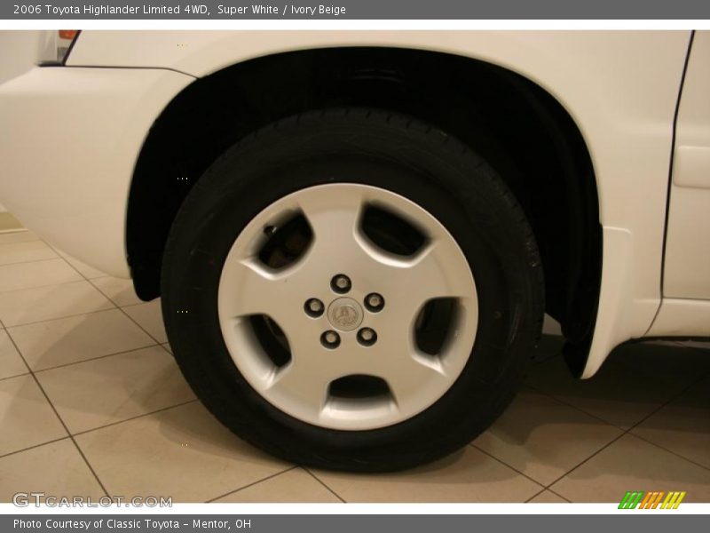 Super White / Ivory Beige 2006 Toyota Highlander Limited 4WD