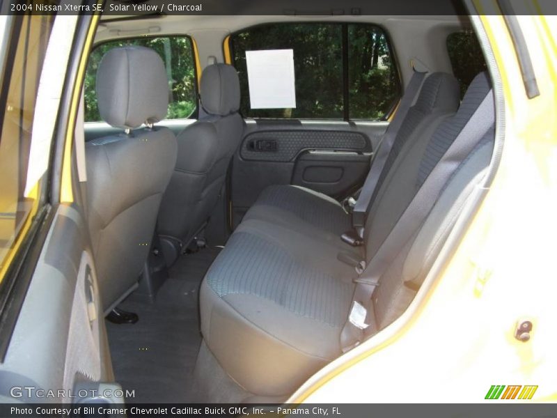 Solar Yellow / Charcoal 2004 Nissan Xterra SE