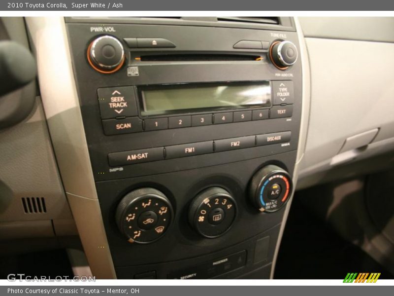 Super White / Ash 2010 Toyota Corolla