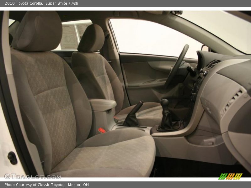 Super White / Ash 2010 Toyota Corolla
