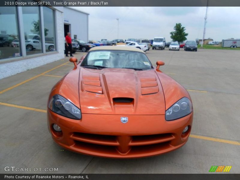 Toxic Orange Pearl / Black/Tan 2010 Dodge Viper SRT10