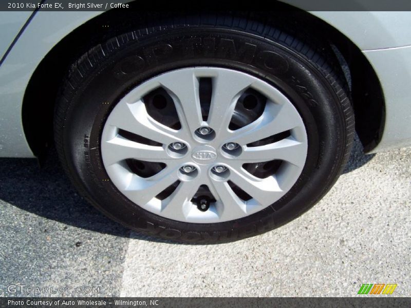 Bright Silver / Coffee 2010 Kia Forte EX