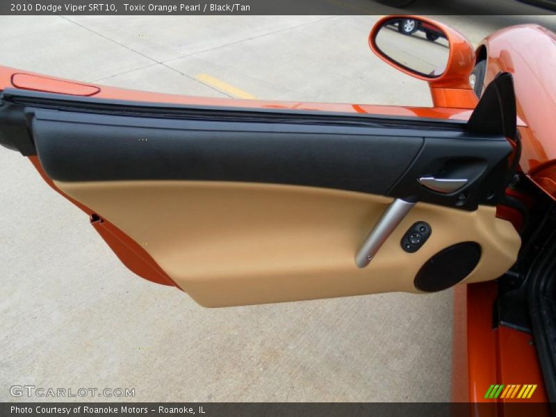 Toxic Orange Pearl / Black/Tan 2010 Dodge Viper SRT10