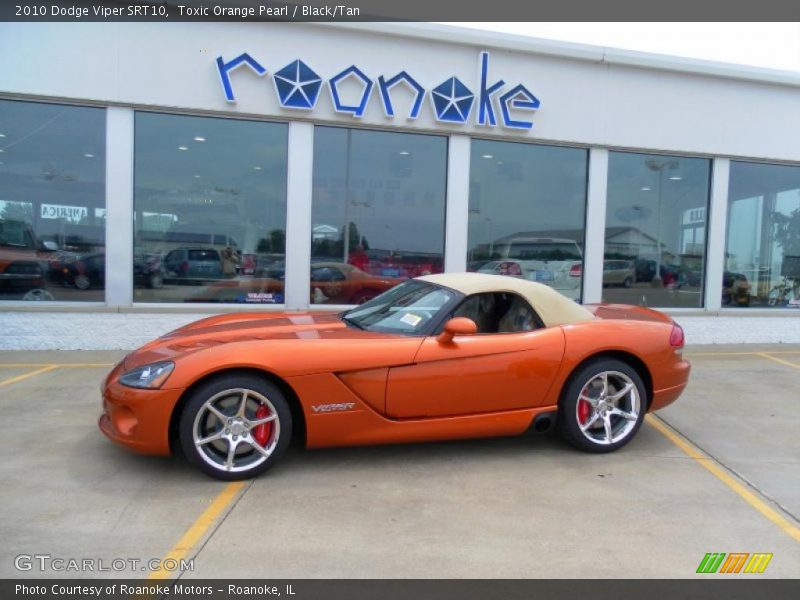 Toxic Orange Pearl / Black/Tan 2010 Dodge Viper SRT10