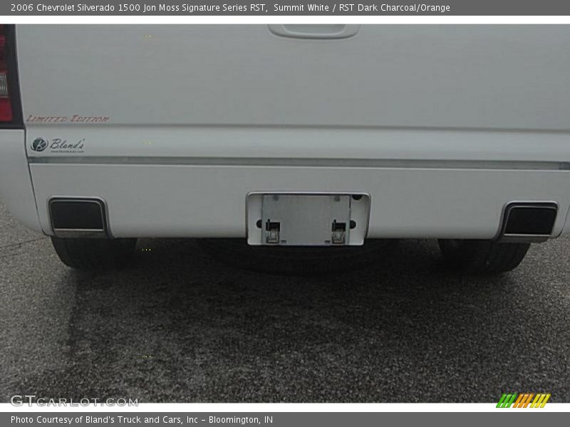 Summit White / RST Dark Charcoal/Orange 2006 Chevrolet Silverado 1500 Jon Moss Signature Series RST