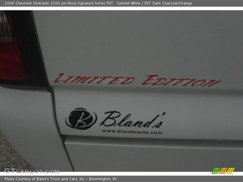 Summit White / RST Dark Charcoal/Orange 2006 Chevrolet Silverado 1500 Jon Moss Signature Series RST
