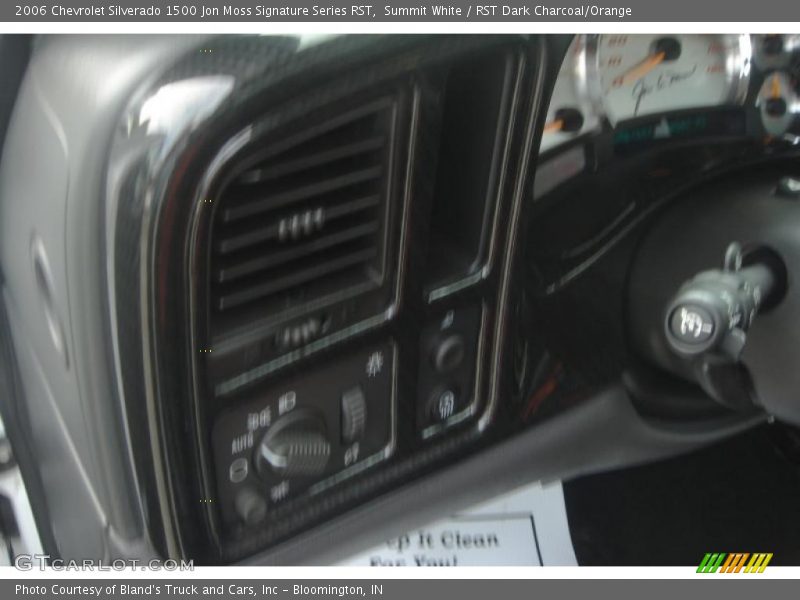 Summit White / RST Dark Charcoal/Orange 2006 Chevrolet Silverado 1500 Jon Moss Signature Series RST