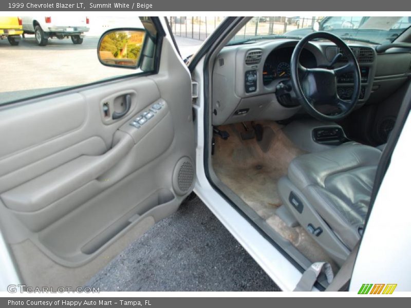 Summit White / Beige 1999 Chevrolet Blazer LT