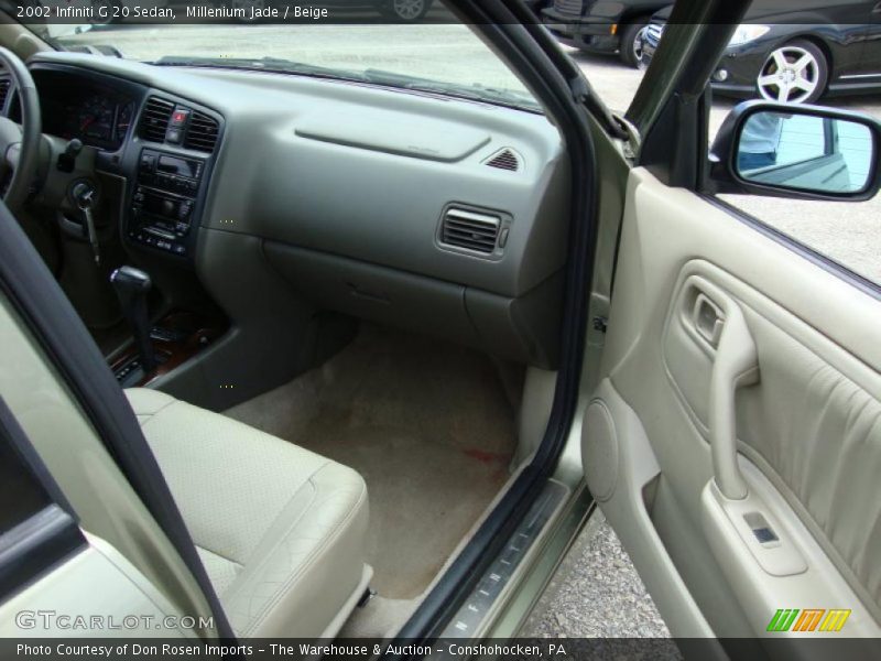 Millenium Jade / Beige 2002 Infiniti G 20 Sedan