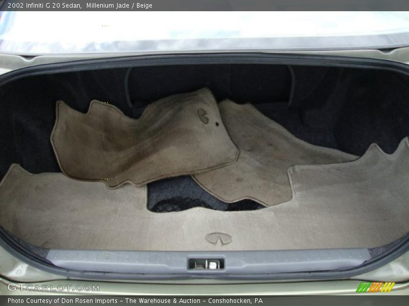 Millenium Jade / Beige 2002 Infiniti G 20 Sedan