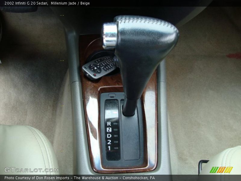 Millenium Jade / Beige 2002 Infiniti G 20 Sedan