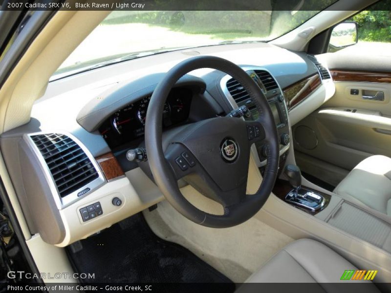 Black Raven / Light Gray 2007 Cadillac SRX V6