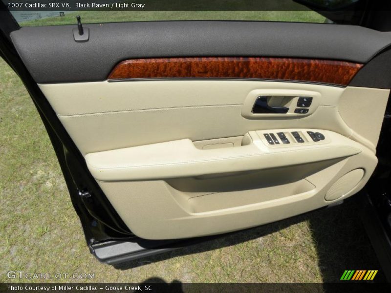 Black Raven / Light Gray 2007 Cadillac SRX V6