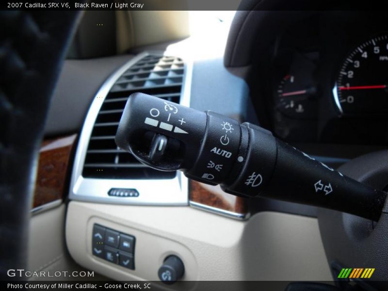 Black Raven / Light Gray 2007 Cadillac SRX V6