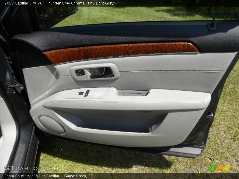 Thunder Gray ChromaFlair / Light Gray 2007 Cadillac SRX V6