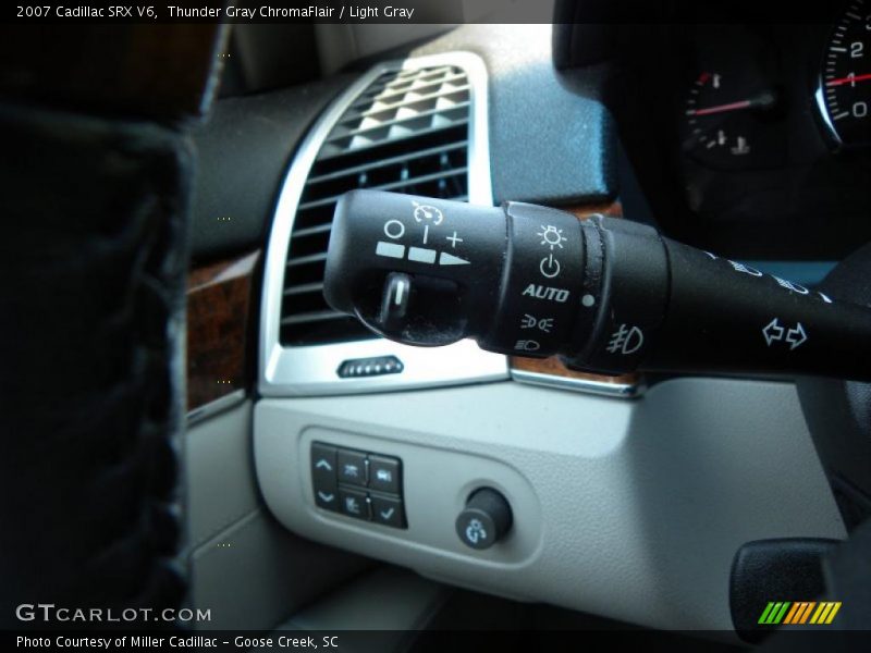 Thunder Gray ChromaFlair / Light Gray 2007 Cadillac SRX V6
