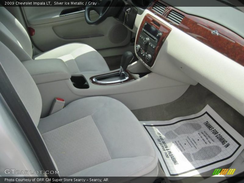 Silver Ice Metallic / Gray 2009 Chevrolet Impala LT