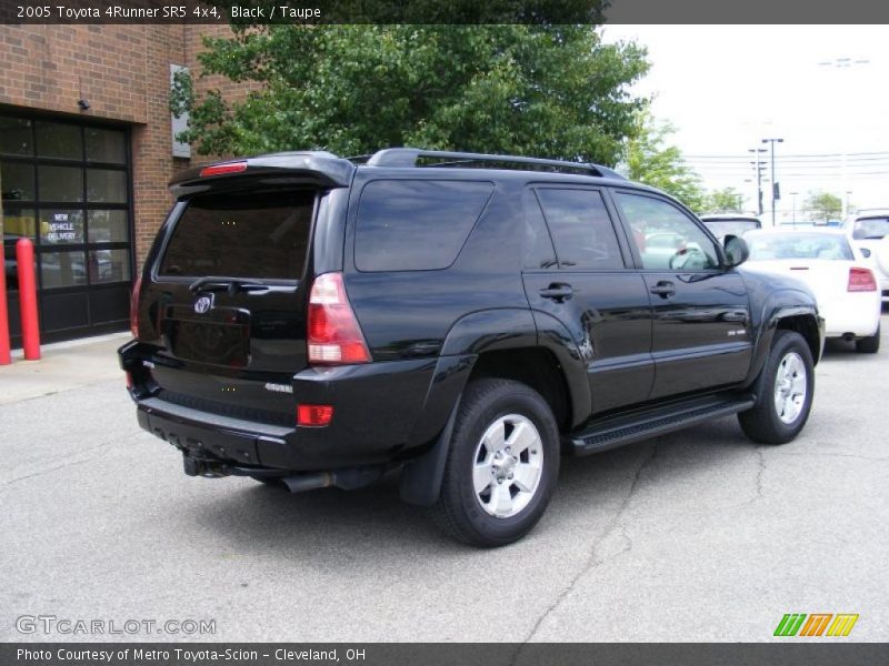 Black / Taupe 2005 Toyota 4Runner SR5 4x4