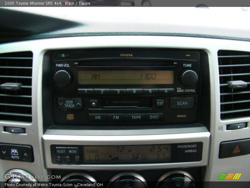Black / Taupe 2005 Toyota 4Runner SR5 4x4