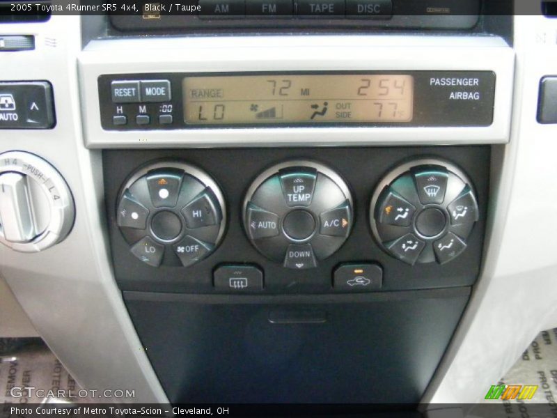 Black / Taupe 2005 Toyota 4Runner SR5 4x4