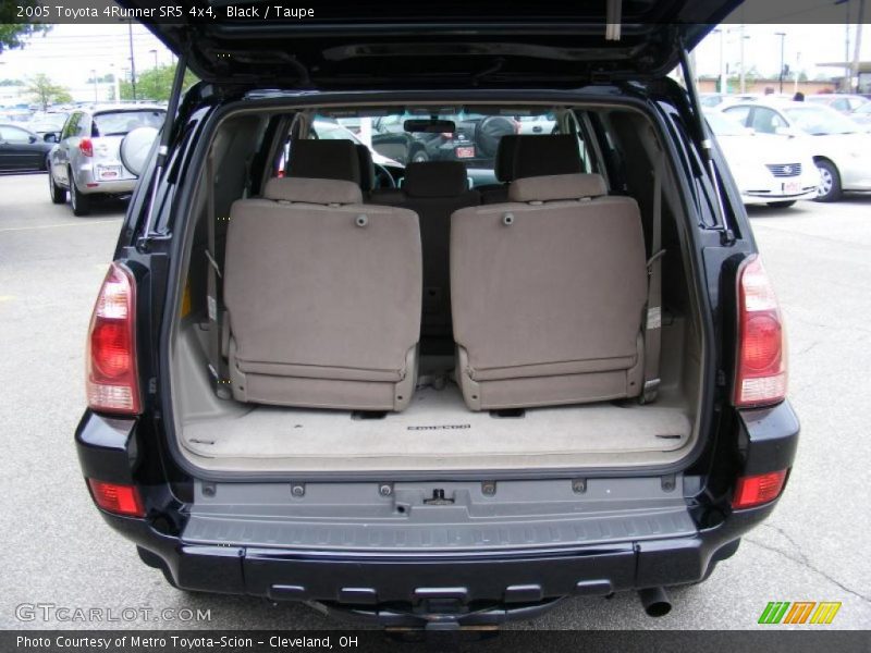 Black / Taupe 2005 Toyota 4Runner SR5 4x4
