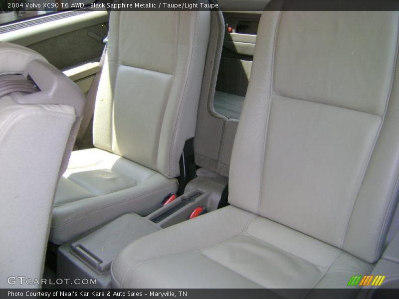 Black Sapphire Metallic / Taupe/Light Taupe 2004 Volvo XC90 T6 AWD