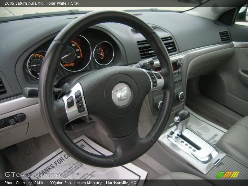 Polar White / Gray 2009 Saturn Aura XR
