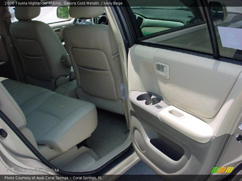 Sonora Gold Metallic / Ivory Beige 2006 Toyota Highlander Hybrid