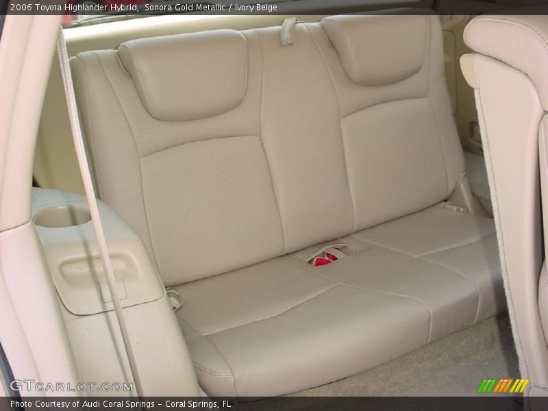 Sonora Gold Metallic / Ivory Beige 2006 Toyota Highlander Hybrid