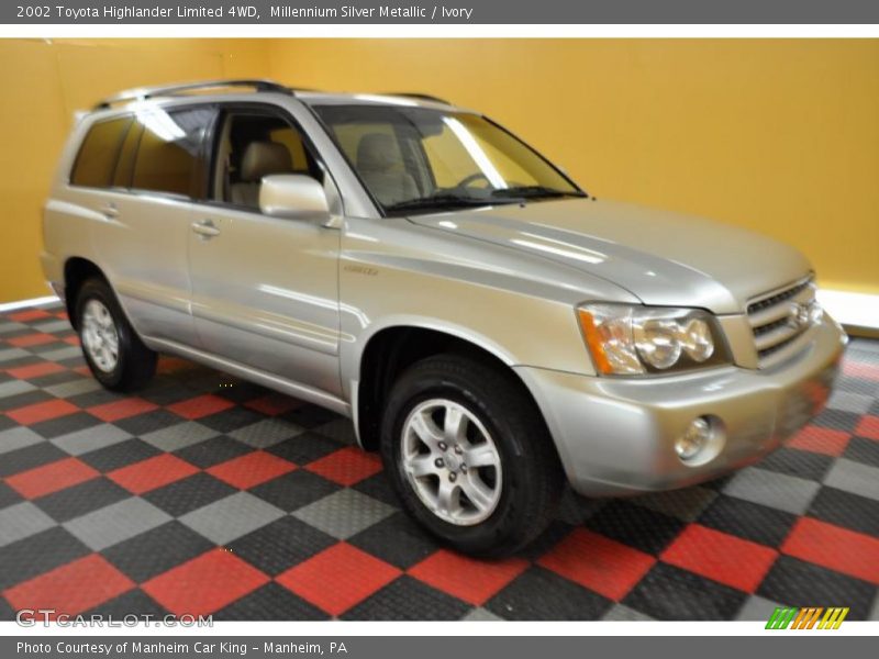 Millennium Silver Metallic / Ivory 2002 Toyota Highlander Limited 4WD