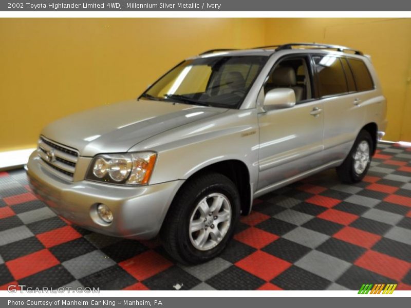 Millennium Silver Metallic / Ivory 2002 Toyota Highlander Limited 4WD
