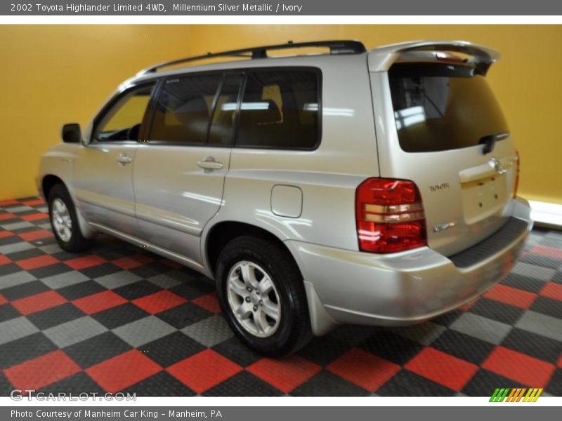 Millennium Silver Metallic / Ivory 2002 Toyota Highlander Limited 4WD