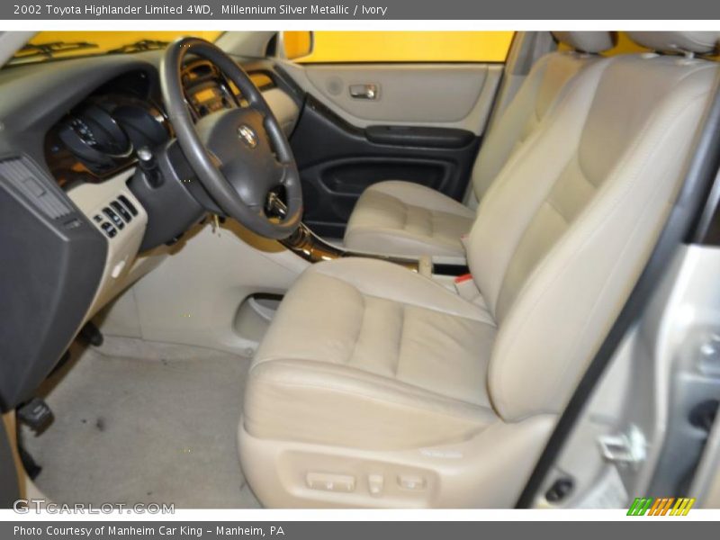 Millennium Silver Metallic / Ivory 2002 Toyota Highlander Limited 4WD