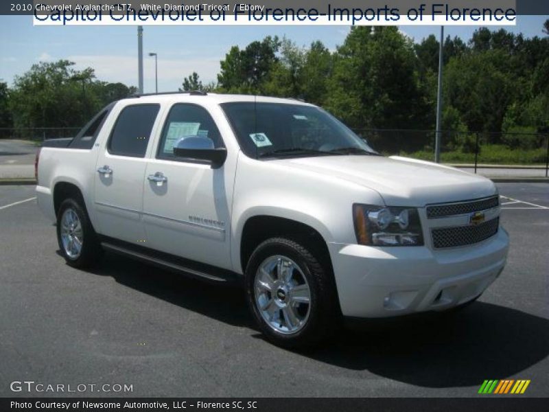 White Diamond Tricoat / Ebony 2010 Chevrolet Avalanche LTZ