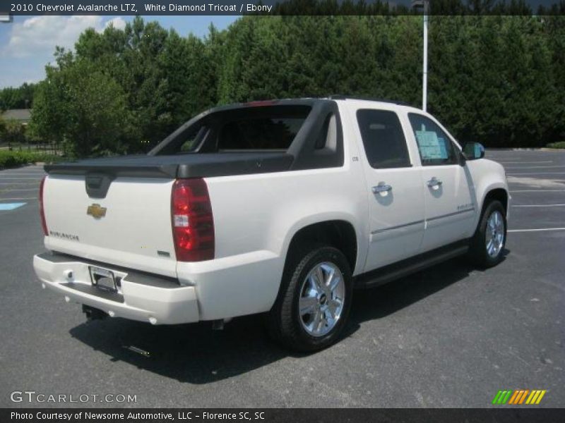 White Diamond Tricoat / Ebony 2010 Chevrolet Avalanche LTZ