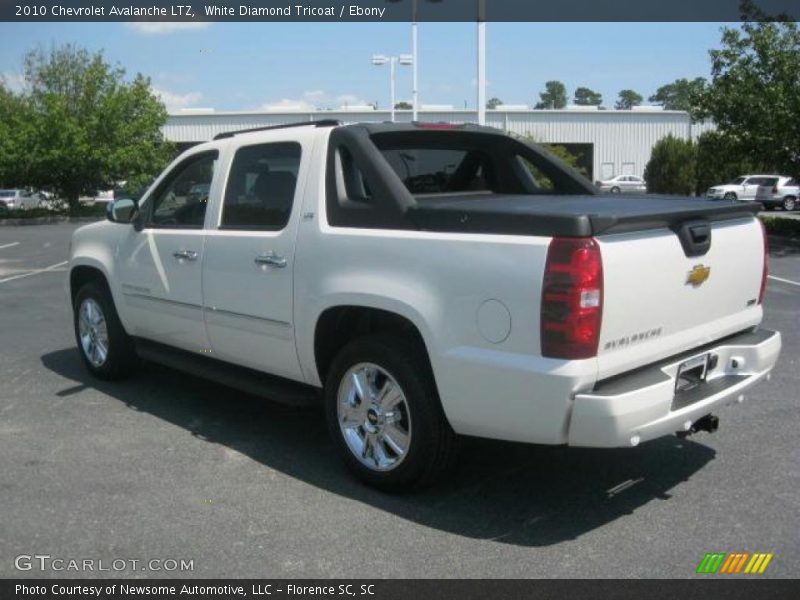 White Diamond Tricoat / Ebony 2010 Chevrolet Avalanche LTZ